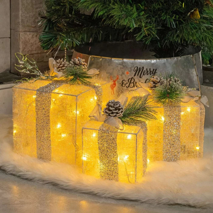 Light-Up Christmas Presents – Decorative Boxes with Pinecones and Frost