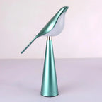 Serene Magpie Light 8