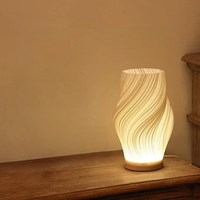Wavy glass lamp